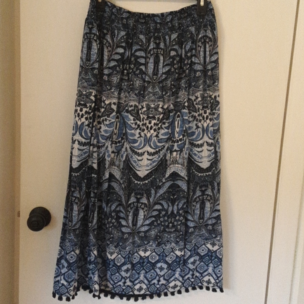 Long lined skirt